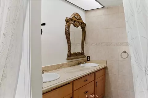 Bath - 39 Diamante, Irvine, CA 92620 photo 2 of 3