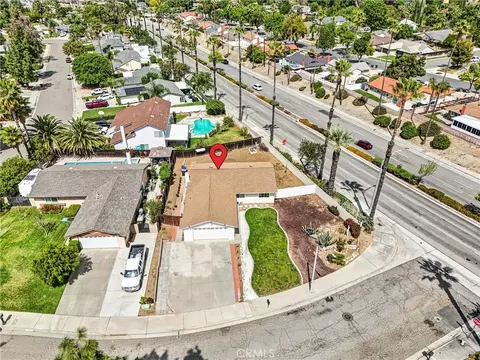 View/Area - 2111 Whitestone Dr, Riverside, CA 92506 photo 16 of 18