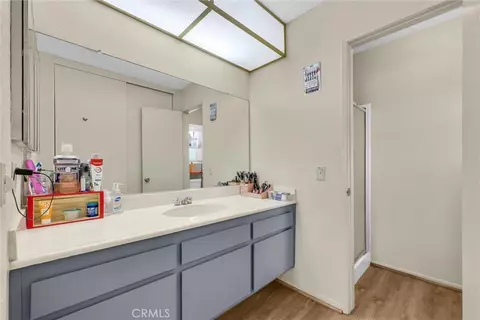 Bath - 2111 Whitestone Dr, Riverside, CA 92506 photo 2 of 2