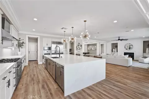 Kitchen - 13430 Pointer Ct, Riverside, CA 92503 photo 3 of 4