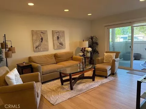 8877 Lauderdale Ct, Huntington Beach, CA 92646