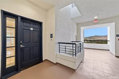 25422 Sea Bluffs Dr #204, Dana Point, CA 92629