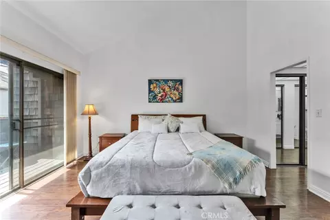 Bedroom - 332 N 5th St, Burbank, CA 91501 photo 4 of 5