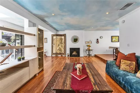 Living - 332 N 5th St, Burbank, CA 91501 photo 3 of 3
