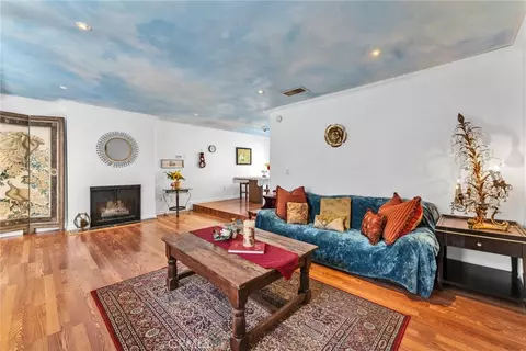 Living - 332 N 5th St, Burbank, CA 91501 photo 1 of 3