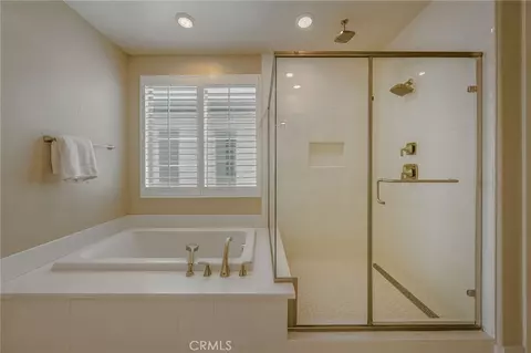 Bath - 174 Scale, Irvine, CA 92618 photo 3 of 4