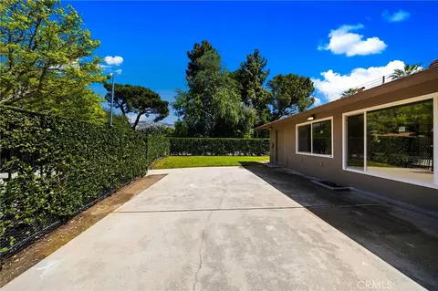 Exterior - 883 E Leadora, Glendora, CA 91741 photo 6 of 6