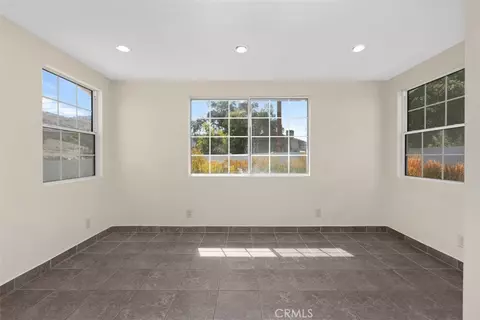 Living - 35768 Rice Cyn, Fallbrook, CA 92028 photo 4 of 4