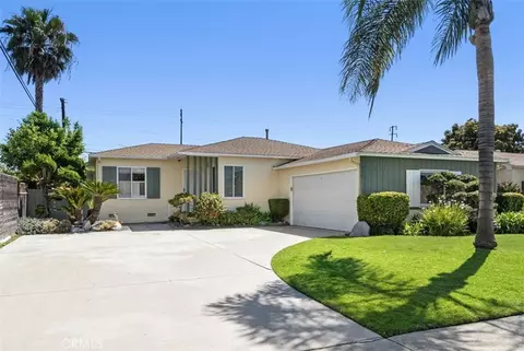 7852 Darwin Ave, Midway City, CA 92655