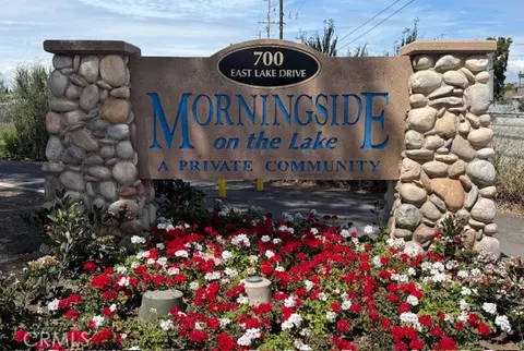 700 E Lake Dr #52, Orange, CA 92866