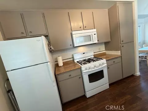 Kitchen - 700 E Lake Dr #52, Orange, CA 92866 photo 3 of 4