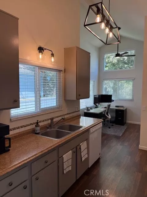 Kitchen - 700 E Lake Dr #52, Orange, CA 92866 photo 2 of 4