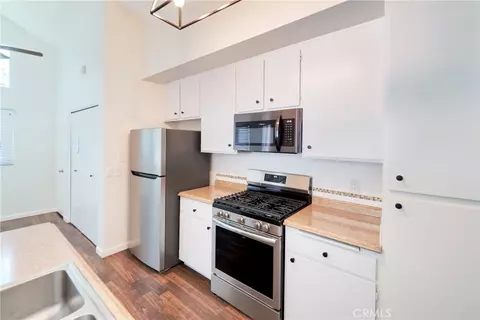 Kitchen - 700 E Lake Dr #52, Orange, CA 92866 photo 1 of 2