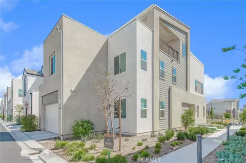 414 Treble, Irvine, CA 92618