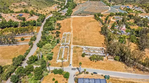 9104 Huntley, Fallbrook, CA 92028 photo 5