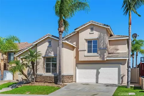 3259 Shining Star Ln, Corona, CA 92881