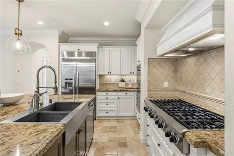 Kitchen - 30 Exploration, Irvine, CA 92618 photo 5 of 6