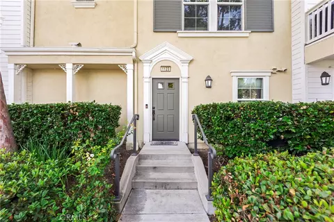 1123 Abelia, Irvine, CA 92606