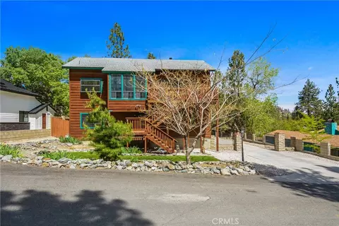 Exterior - 1880 Blackbird Rd, Wrightwood, CA 92397 photo 11 of 12