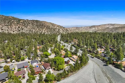 View/Area - 1880 Blackbird Rd, Wrightwood, CA 92397 photo 11 of 11