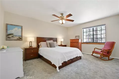 Bedroom - 1880 Blackbird Rd, Wrightwood, CA 92397 photo 1 of 5