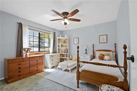Bedroom - 1880 Blackbird Rd, Wrightwood, CA 92397 photo 4 of 5