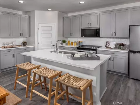 Kitchen - 28225 Via Somantano, Temecula, CA 92591 photo 1 of 2