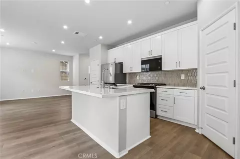 28225 Via Somantano, Temecula, CA 92591 photo 12