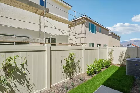 Exterior - 1137 Tropic Ct, Redlands, CA 92374 photo 3 of 4