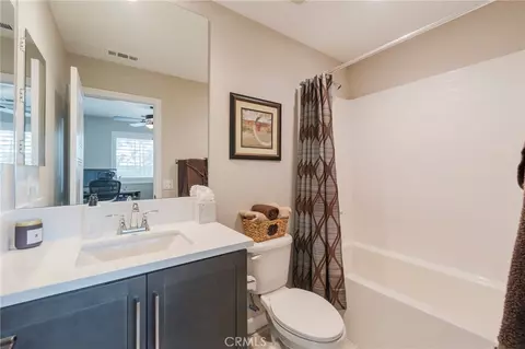 Bath - 102 Lantana Dr, Stanton, CA 90680 photo 3 of 3