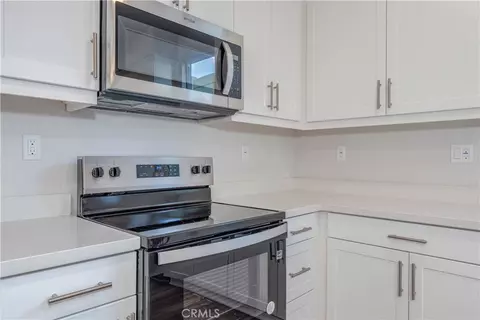 Kitchen - 466 Meyer, Upland, CA 91786 photo 3 of 3