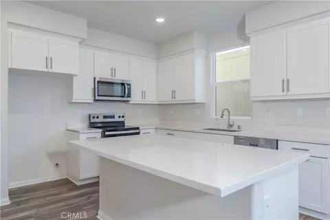 Kitchen - 466 Meyer, Upland, CA 91786 photo 1 of 3