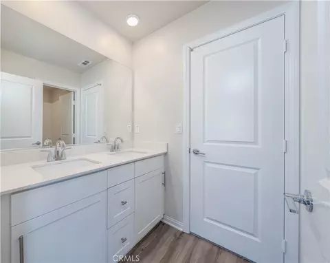 Entry Way - 466 Meyer, Upland, CA 91786 photo 6 of 6