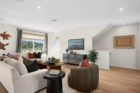 Entry Way - 727 E Route 66, Glendora, CA 91740 photo 1 of 1