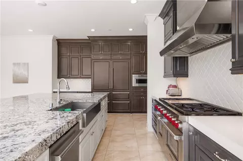 Kitchen - 92 Interstellar, Irvine, CA 92618 photo 2 of 7