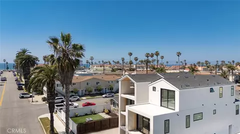 307 14th St, Huntington Beach, CA 92648