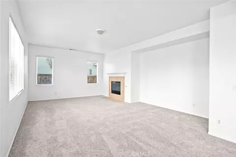 Living - 239 Monument Pkwy, Perris, CA 92570 photo 3 of 4