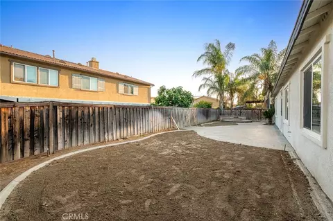 Exterior - 239 Monument Pkwy, Perris, CA 92570 photo 7 of 10