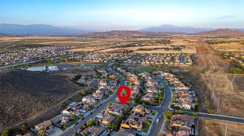 View/Area - 239 Monument Pkwy, Perris, CA 92570 photo 6 of 9