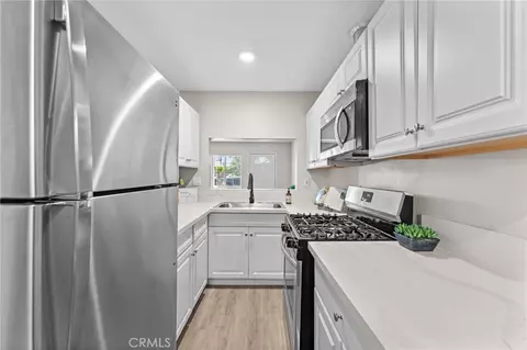 Kitchen - 595 7th, Imperial Beach, CA 91932 photo 2 of 2