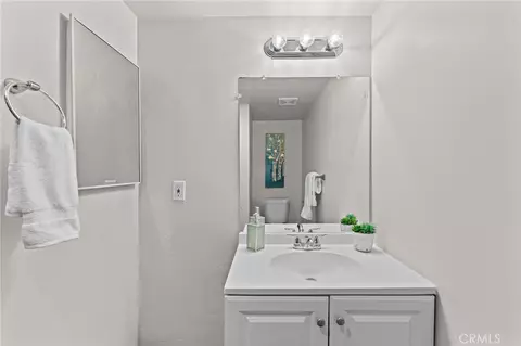 Bath - 595 7th, Imperial Beach, CA 91932 photo 3 of 3
