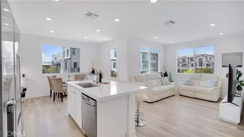 510 Bluegrass Way, Rancho Mission Viejo, CA 92694