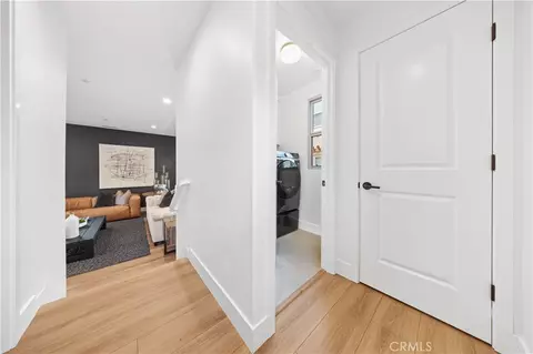 Entry Way - 89 Kestrel, Irvine, CA 92618 photo 6 of 7