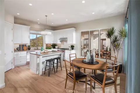 209 Birdseye, Irvine, CA 92618 photo 4