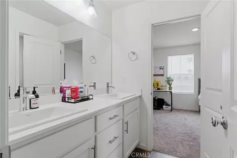 Entry Way - 8716 Akero, Bakersfield, CA 93307 photo 5 of 6