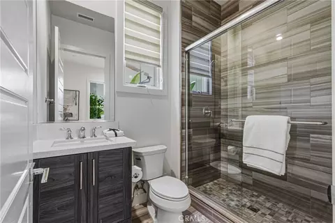 Bath - 79 Eider Run, Irvine, CA 92618 photo 6 of 6