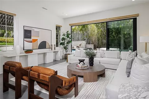 Living - 79 Eider Run, Irvine, CA 92618 photo 3 of 5