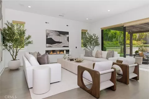 Living - 79 Eider Run, Irvine, CA 92618 photo 1 of 5