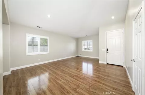 Living - 1198 Canyon Dr W, Tehachapi, CA 93561 photo 1 of 5