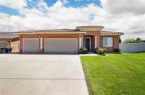 Exterior - 1198 Canyon Dr W, Tehachapi, CA 93561 photo 3 of 9